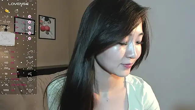 Freechat SeulBi on StripChat