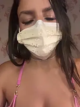 Freechat shanelle0 on StripChat