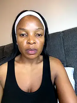 Freechat slimcateee on StripChat