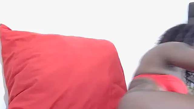 sluttylaura21 — ass to mouth