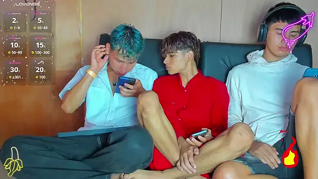 Freechat spicy_adonhis on StripChat