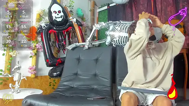 Freechat spicy_adonhis on StripChat