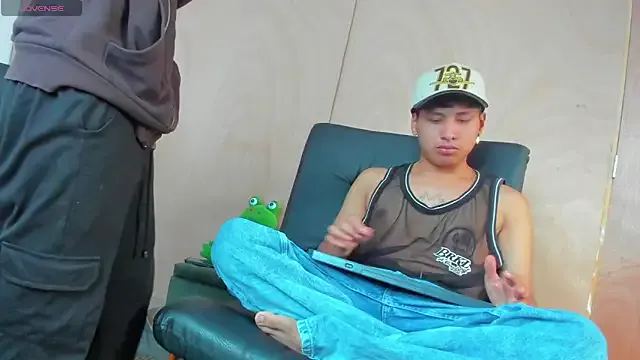 Freechat spicy_adonhis on StripChat