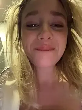 SSSATIVA_model — Ride me on a dildo