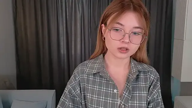 Susan_Gardner on StripChat 