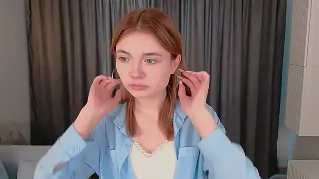 Susan_Gardner on StripChat 