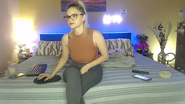 Freechat Tasty_Shape on StripChat