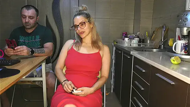 Freechat Tasty_Shape on StripChat