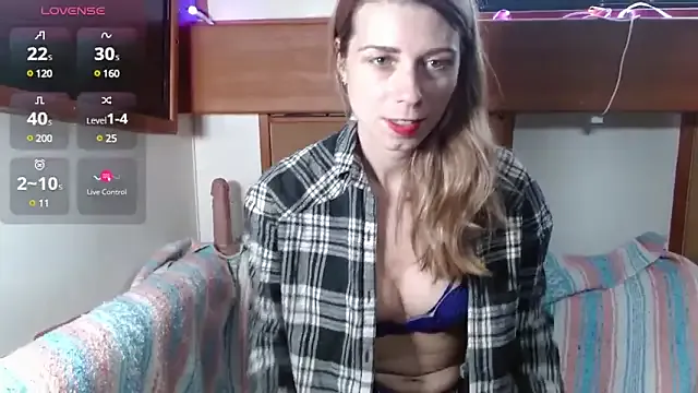 Freechat Trinity_Fire on StripChat