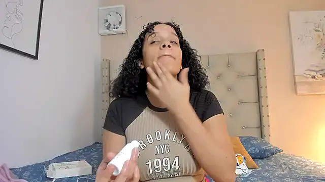 vanesasexyhot21 — Jump boobs