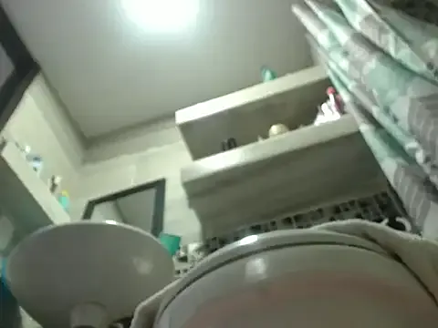 Freechat ximena_su88 on StripChat