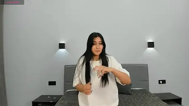 Yunamini — :devil:play with my pretty kitty:devil: